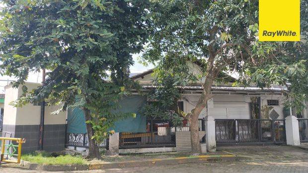Rumah SHM Dijual di Wisma Lidah Kulon Surabaya