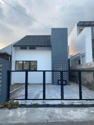 JARANG ADA Rumah Industrial Minimalis Di Kawasan Komplek Perumahan Sariwangi Bandung