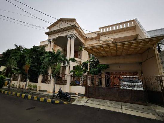 294 DI JUAL RUMAH DI DANAU INDAH BARAT SUTER  KPR 5%