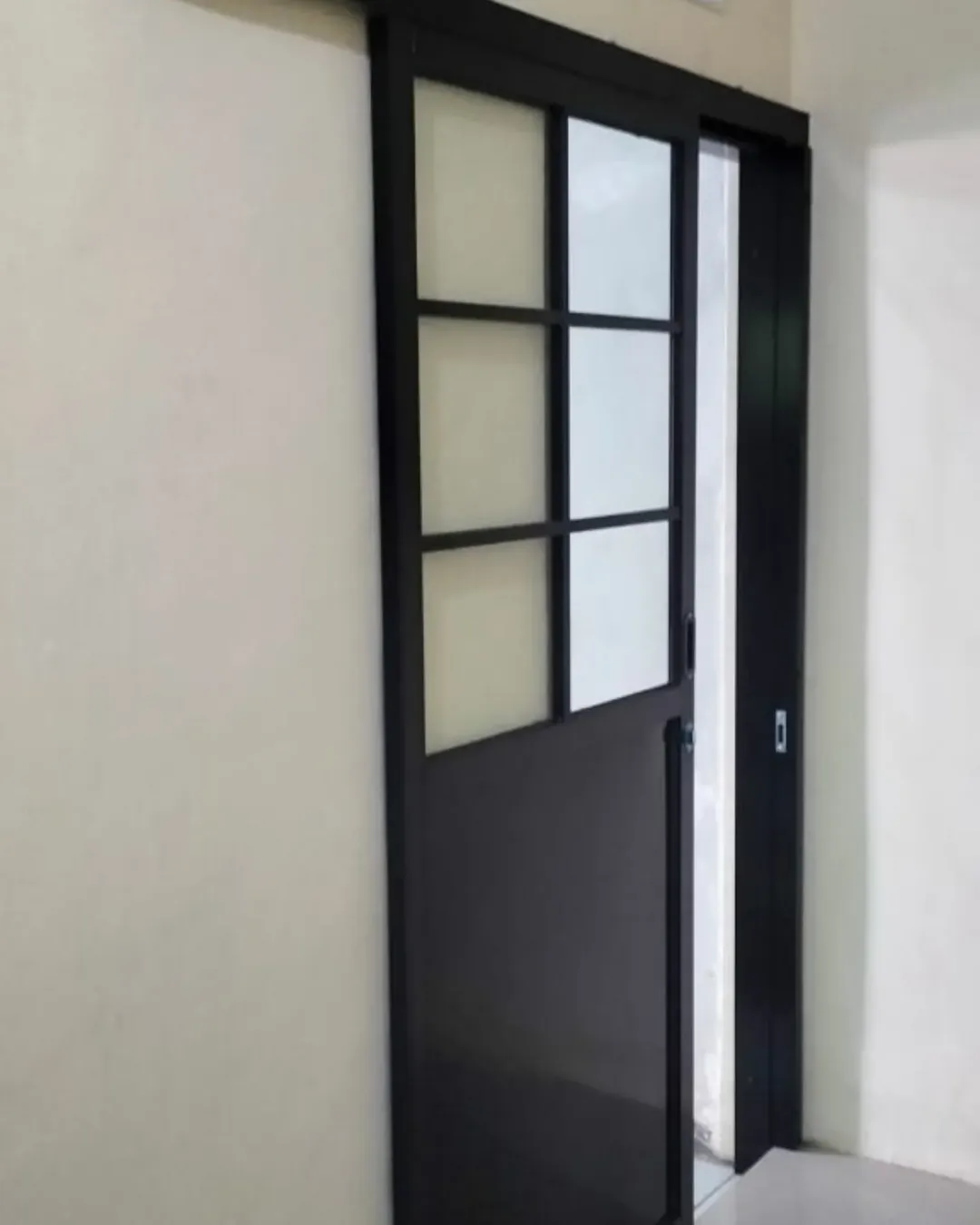 pintu geser 1 daun