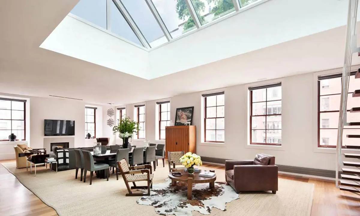 Desain Skylight Rumah untuk Ruang Tamu