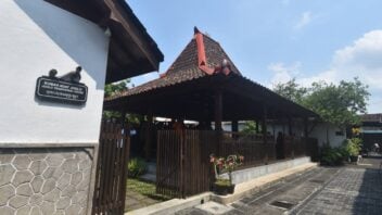 rumah joglo