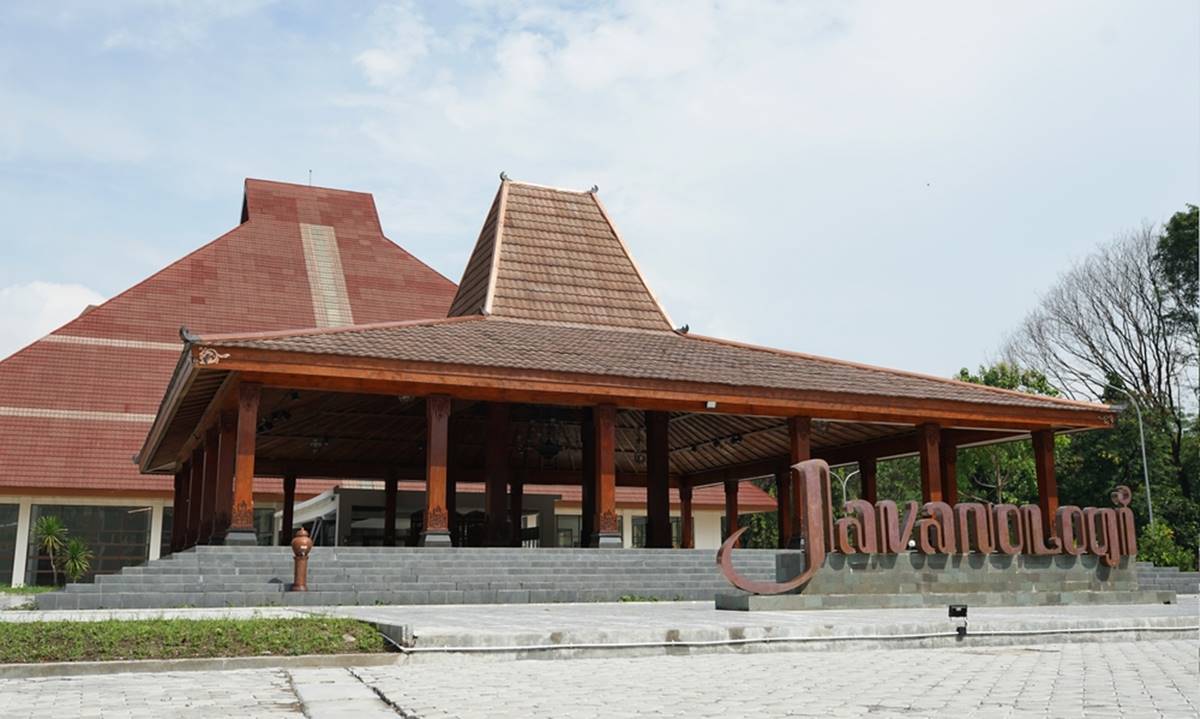 Sejarah Rumah Adat Joglo