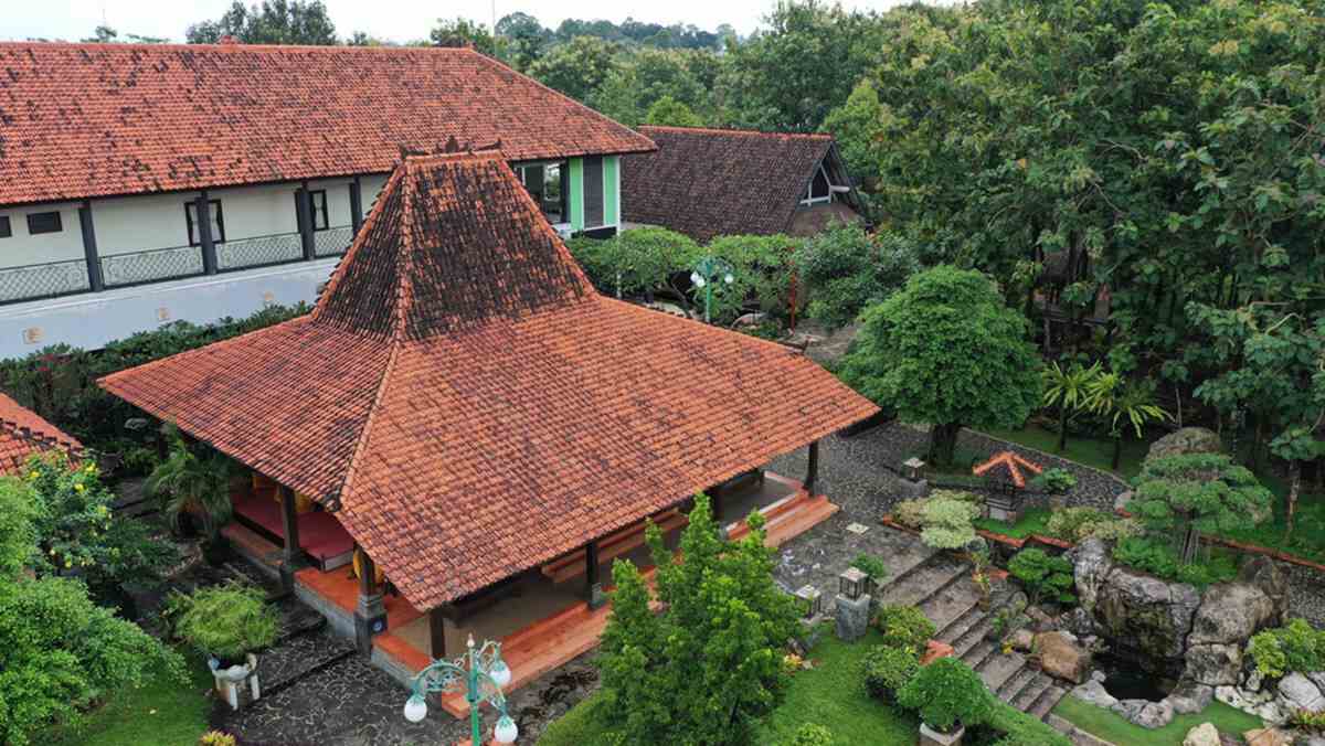 Bagian-Bagian Rumah Adat Joglo