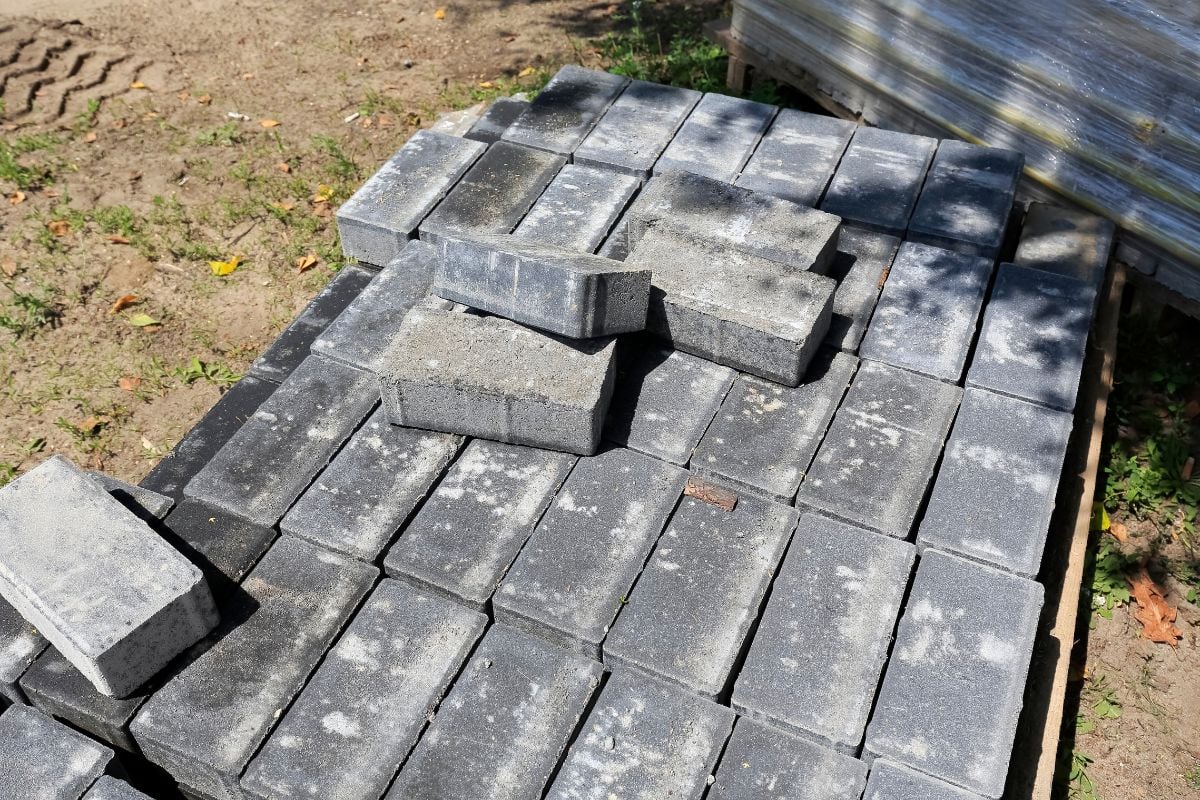 mengukur ketinggian dan kemiringan lahan