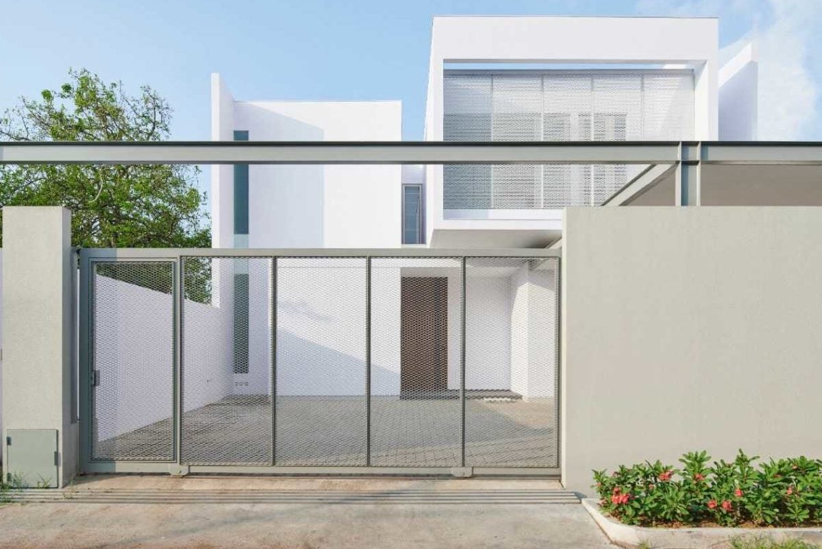 Pintu Gerbang Rumah Industrial
