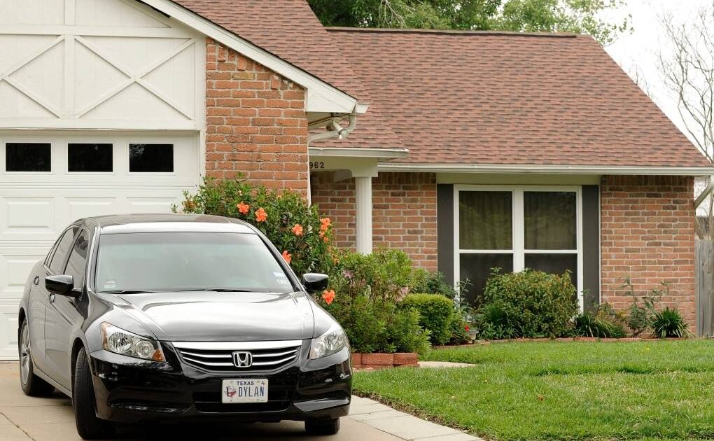 5 Model Garasi Mobil Sederhana Samping Rumah