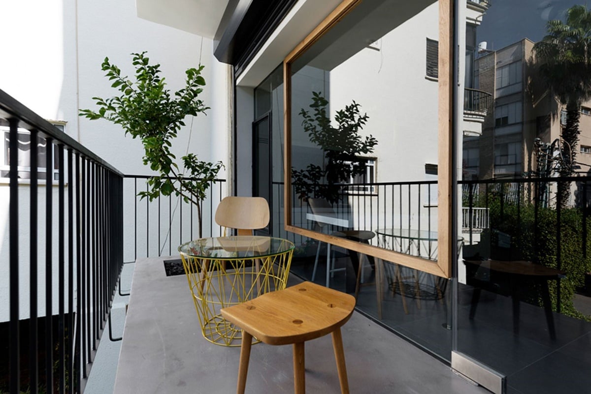 Balkon Rumah Sederhana