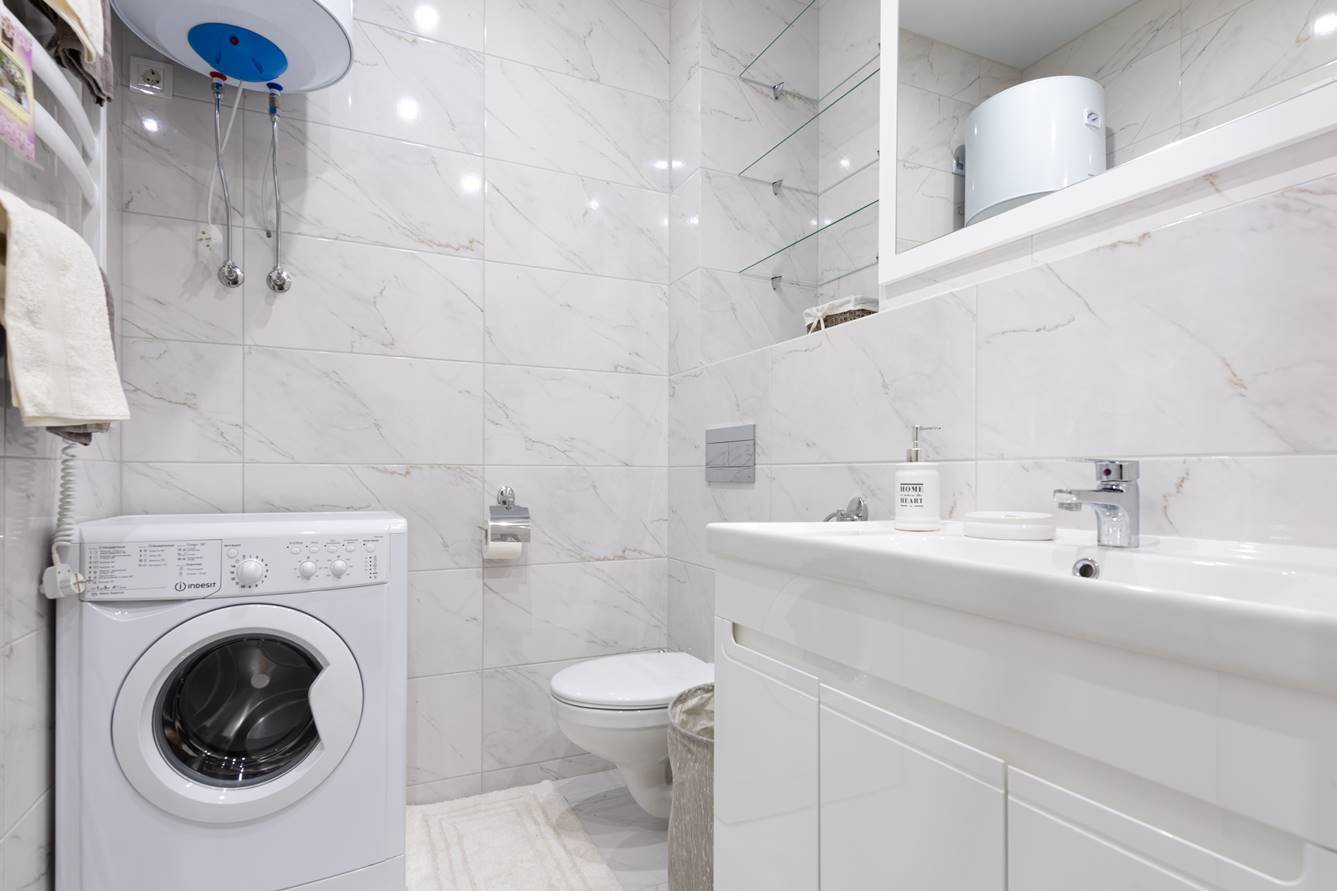 Desain Kamar Mandi dan Tempat Cuci Baju Minimalis