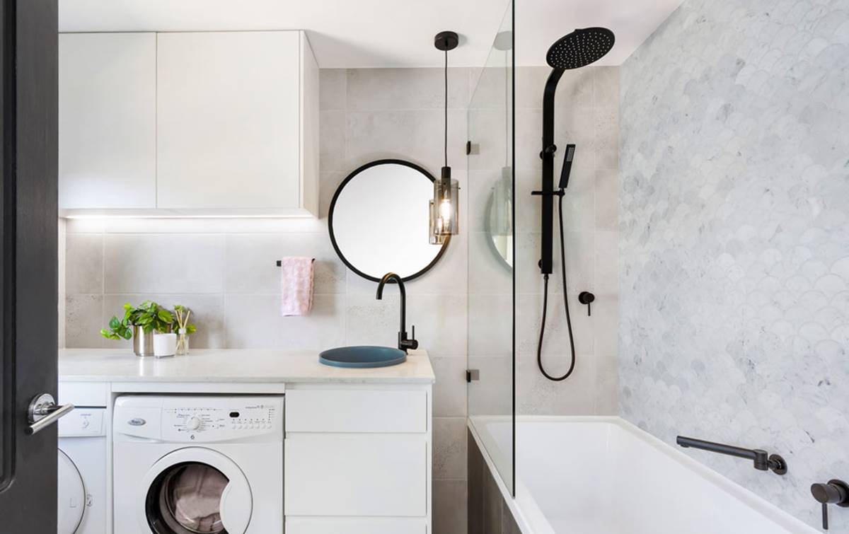 Desain Tempat Mesin Cuci di Kamar Mandi Compact