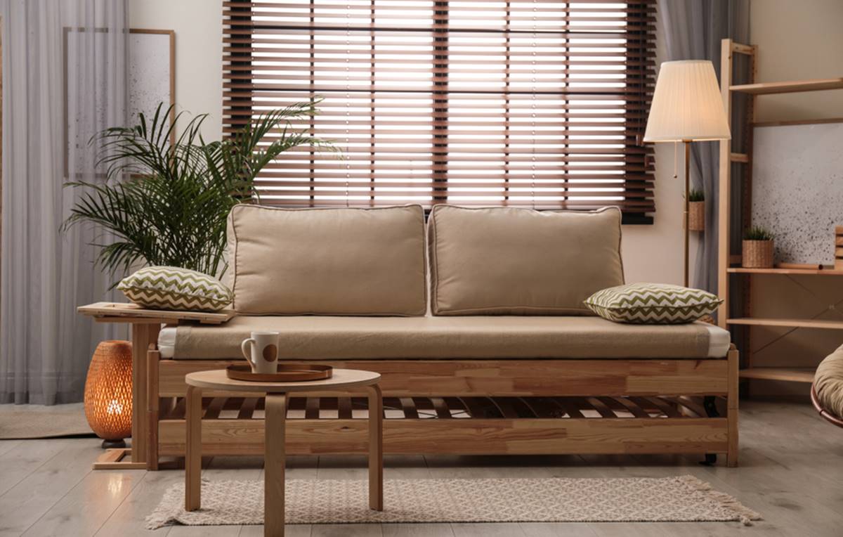 Bedanya Tirai Vertical Blind dan Horizontal Blind
