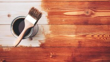 warna cat kayu yang bagus