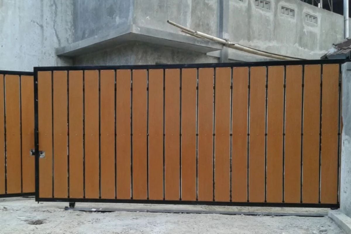 desain pagar minimalis terbaru kombinasi