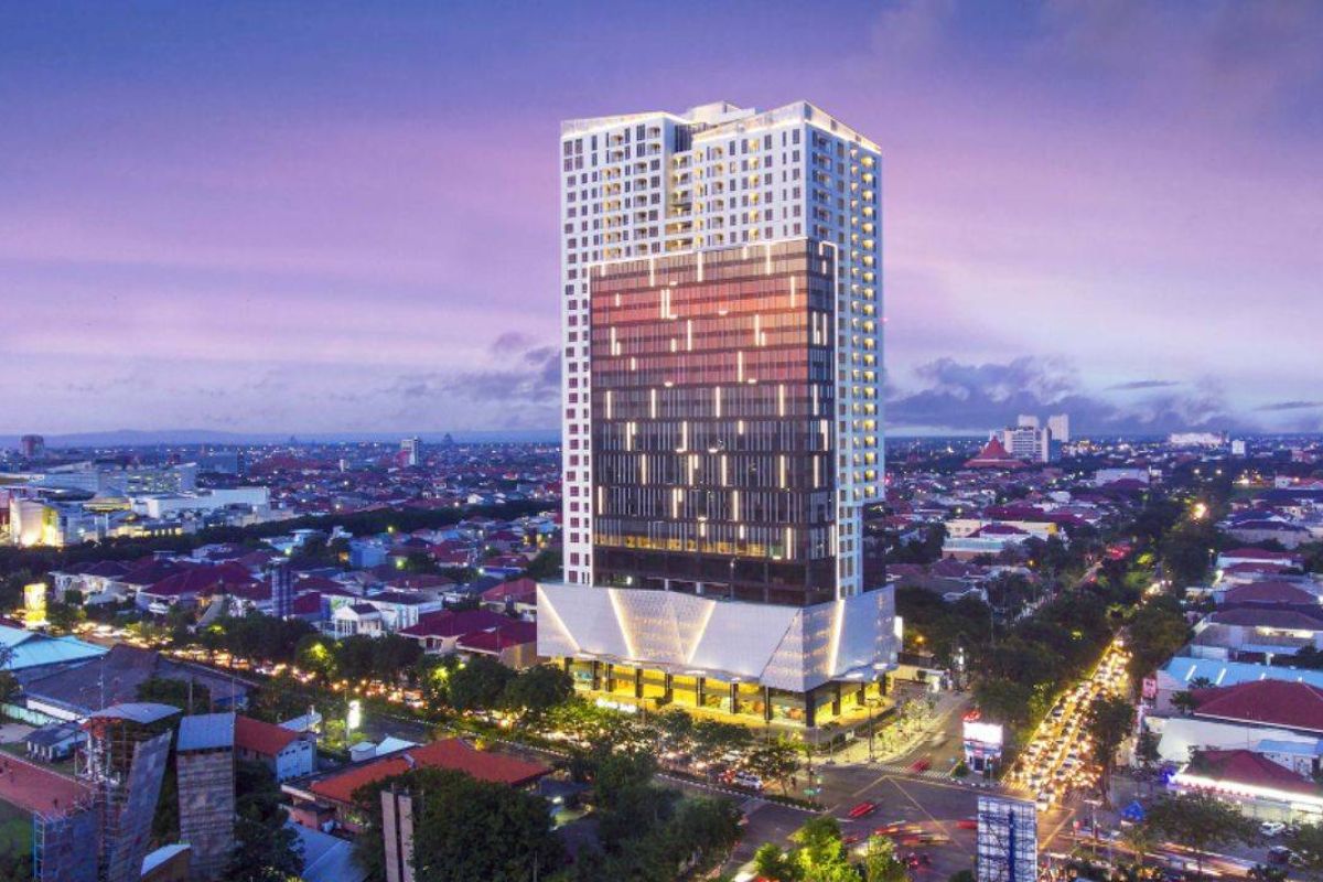 One East Penthouse & Residences Surabaya