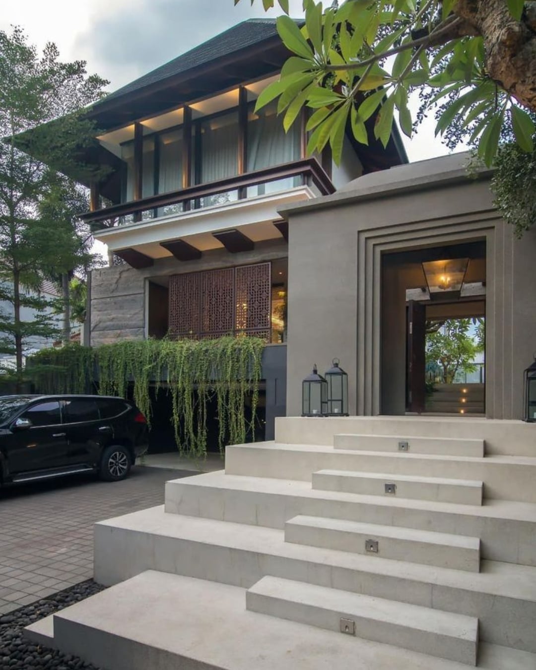 Rumah Bali Modern Minimalis