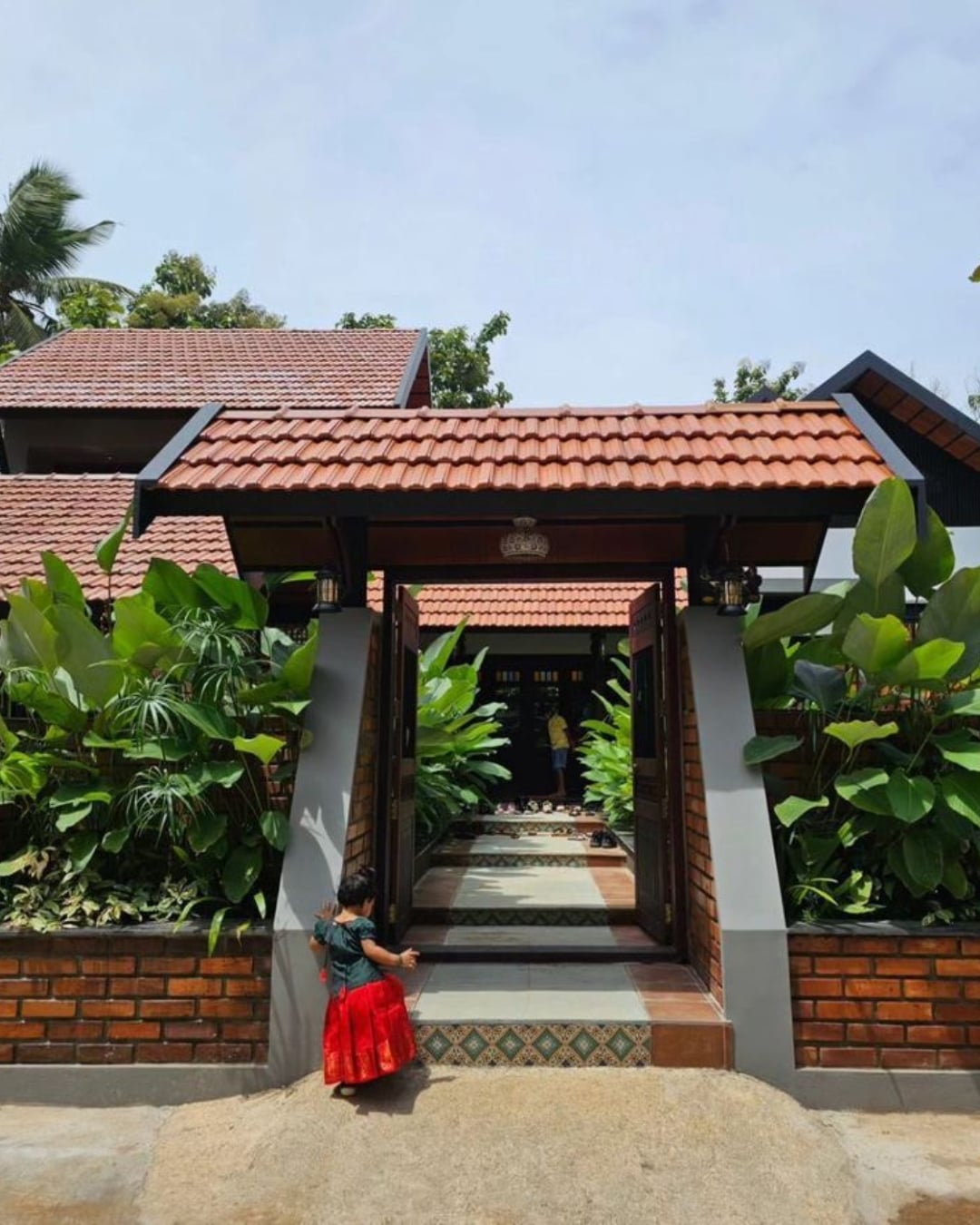 Desain Gapura Rumah Bali Modern