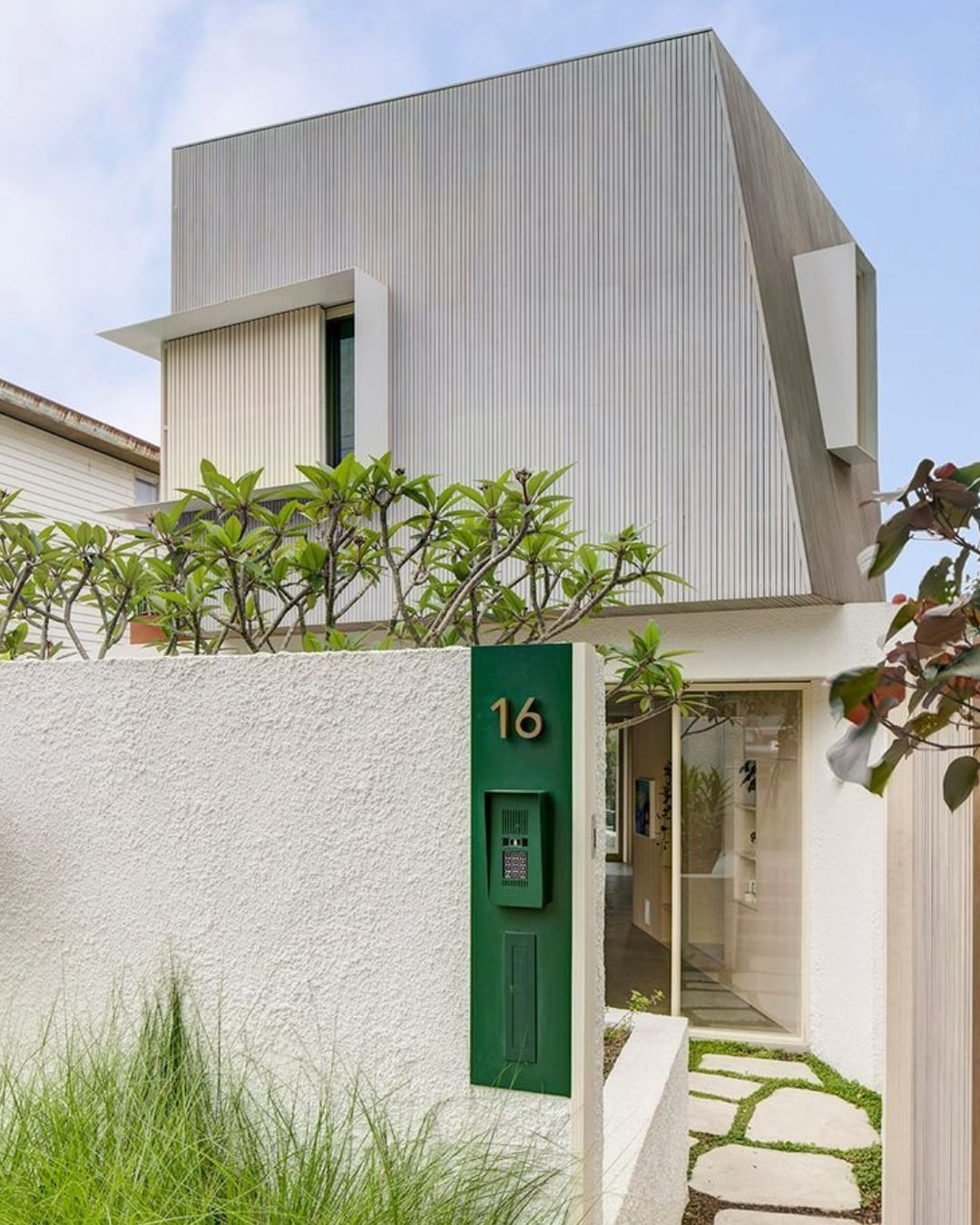 Rumah Futuristik 2 Lantai