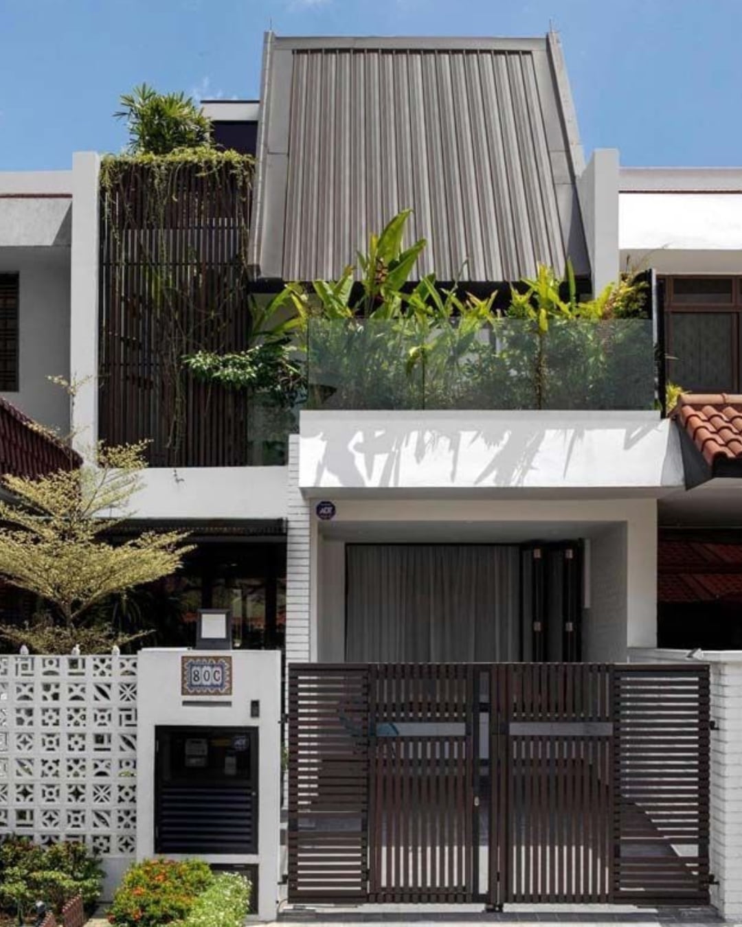 Desain Rumah 2 Lantai Terbaik Tropical Modern