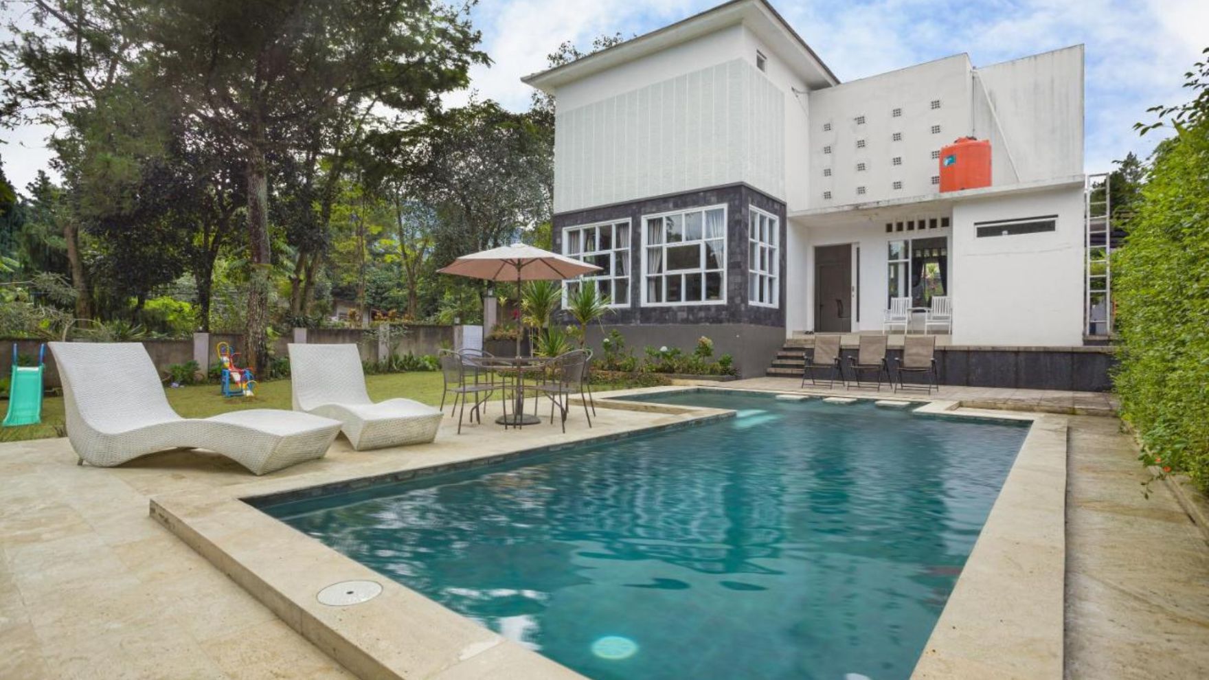 Villa Herrera Puncak
