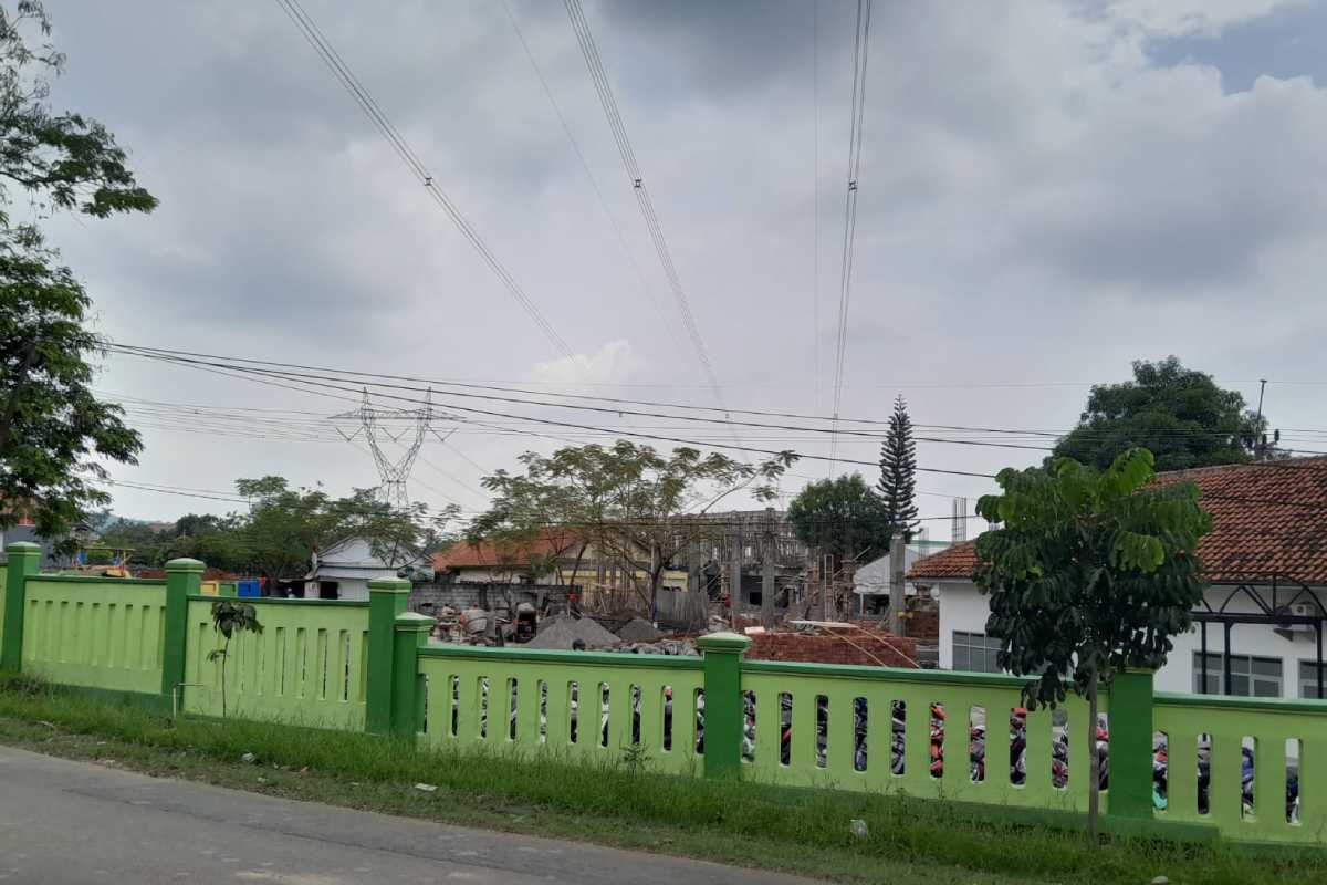 bahaya rumah dibawah kabel sutet