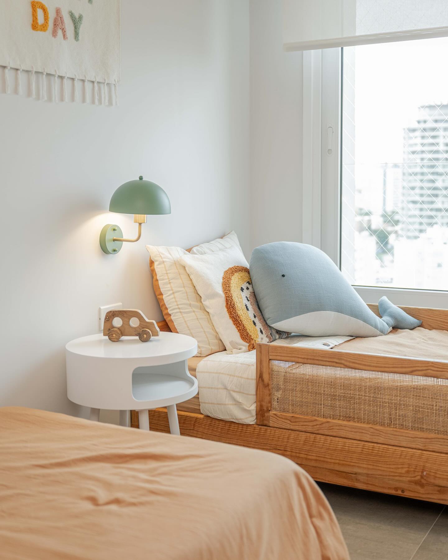 Desain Kamar Tidur Anak Modern Minimalis dengan sentuhan Natural