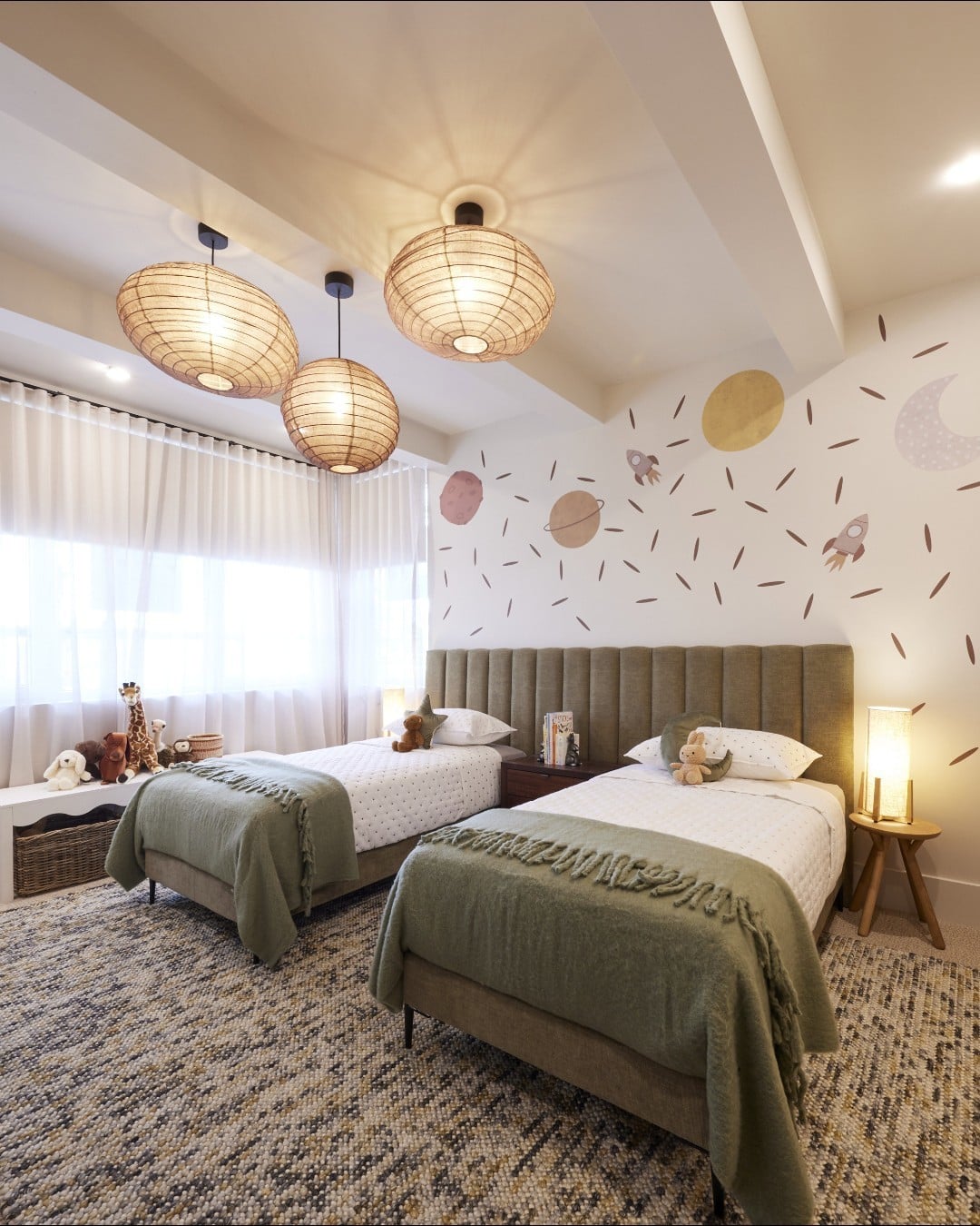 Modern Rustic dengan Sentuhan Celestial
