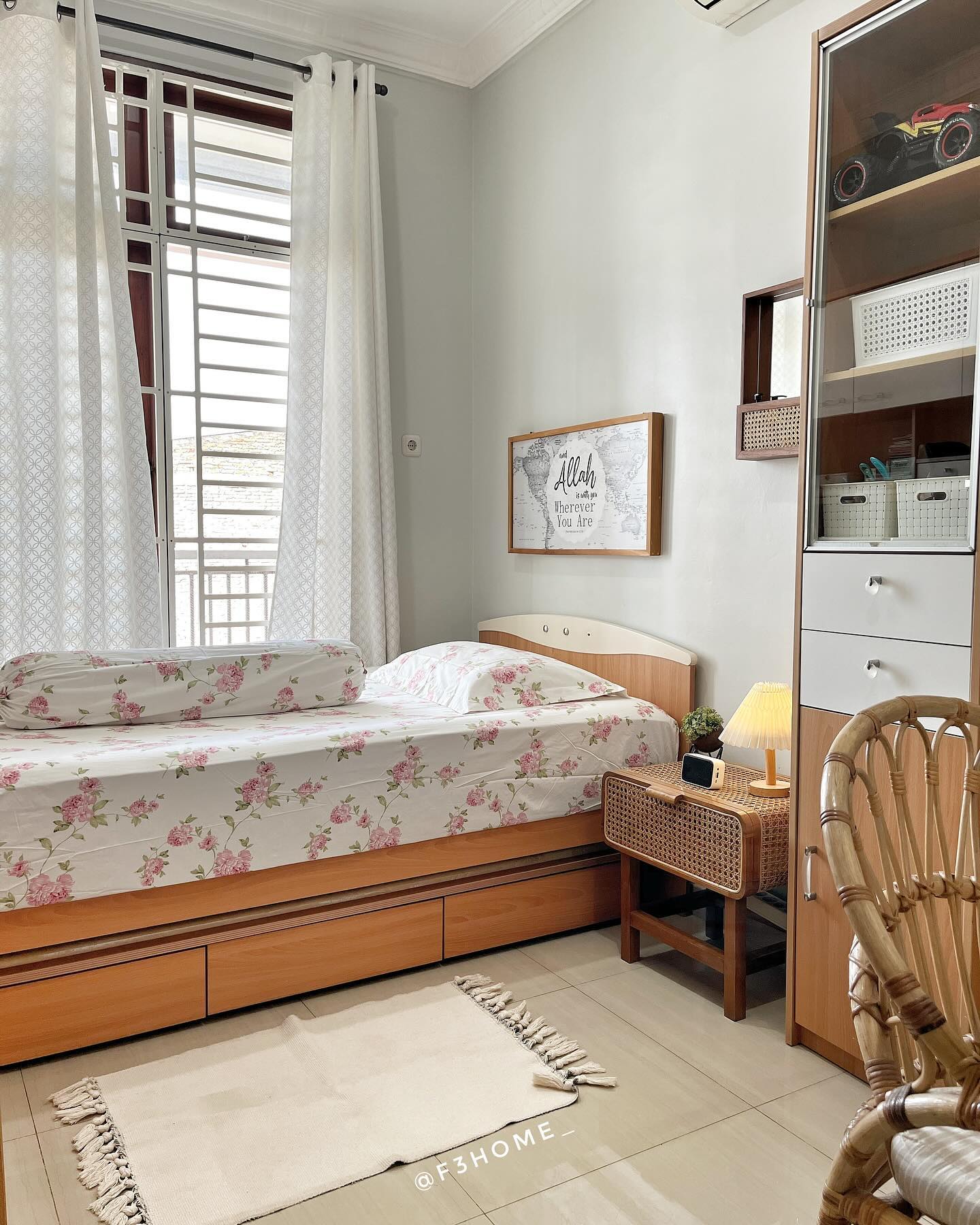 Desain Kamar Anak Perempuan Remaja
