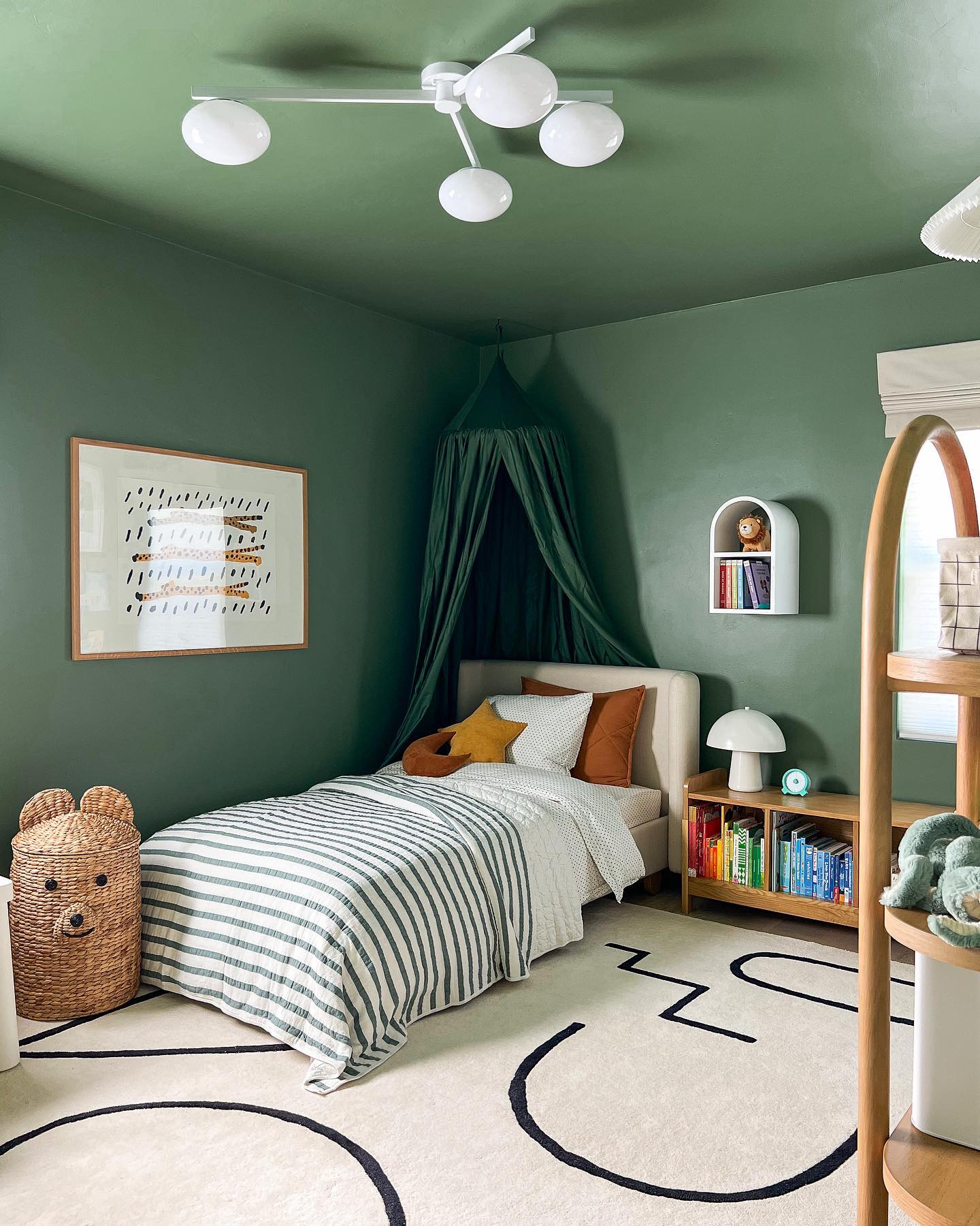 Kamar Tidur Anak Bernuansa Sage Green
