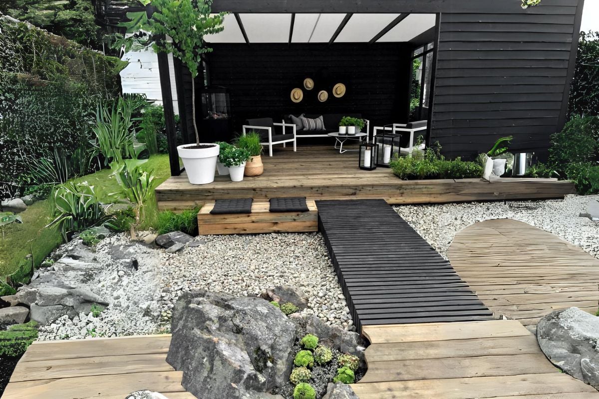 Taman Belakang Rumah Ala Jepang