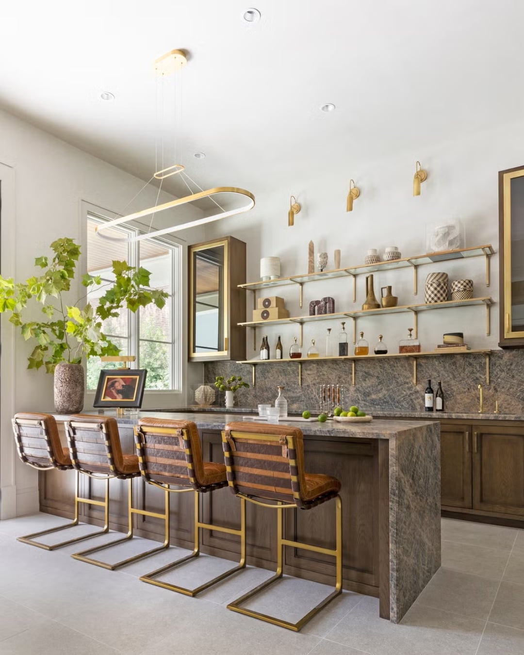 Mini Bar Dapur Mewah Bernuansa Gold