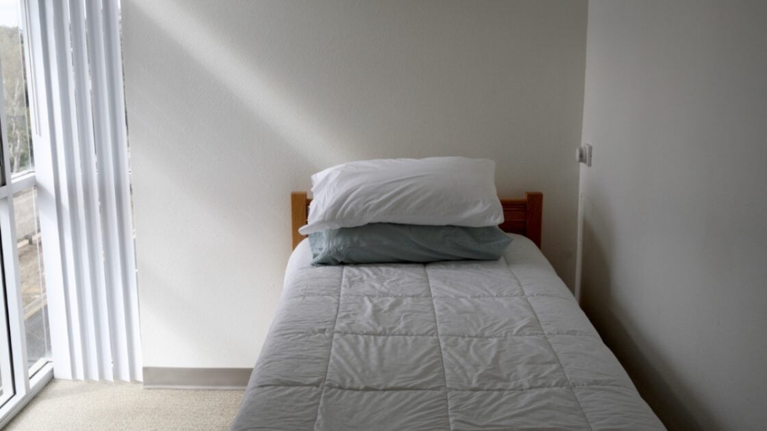 15 Dekorasi Kamar Kos Estetis yang Hemat Bujet