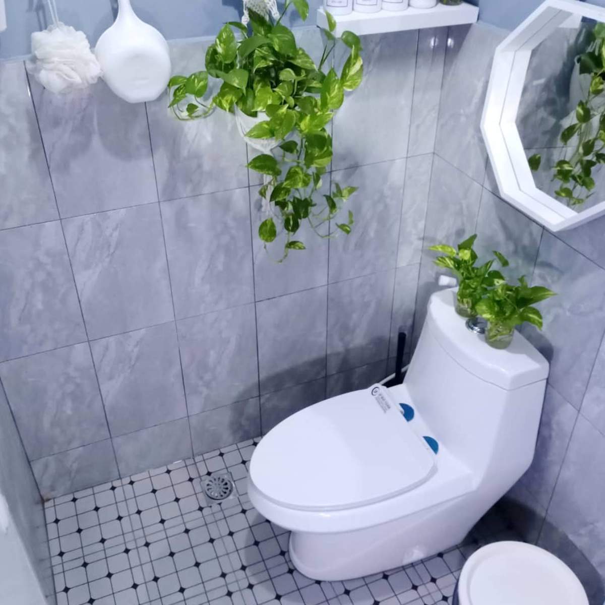 Kamar Mandi Kecil Modern Sederhana