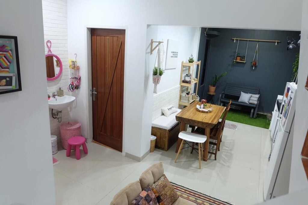 Renovasi Area Dapur dan Ruang Santai