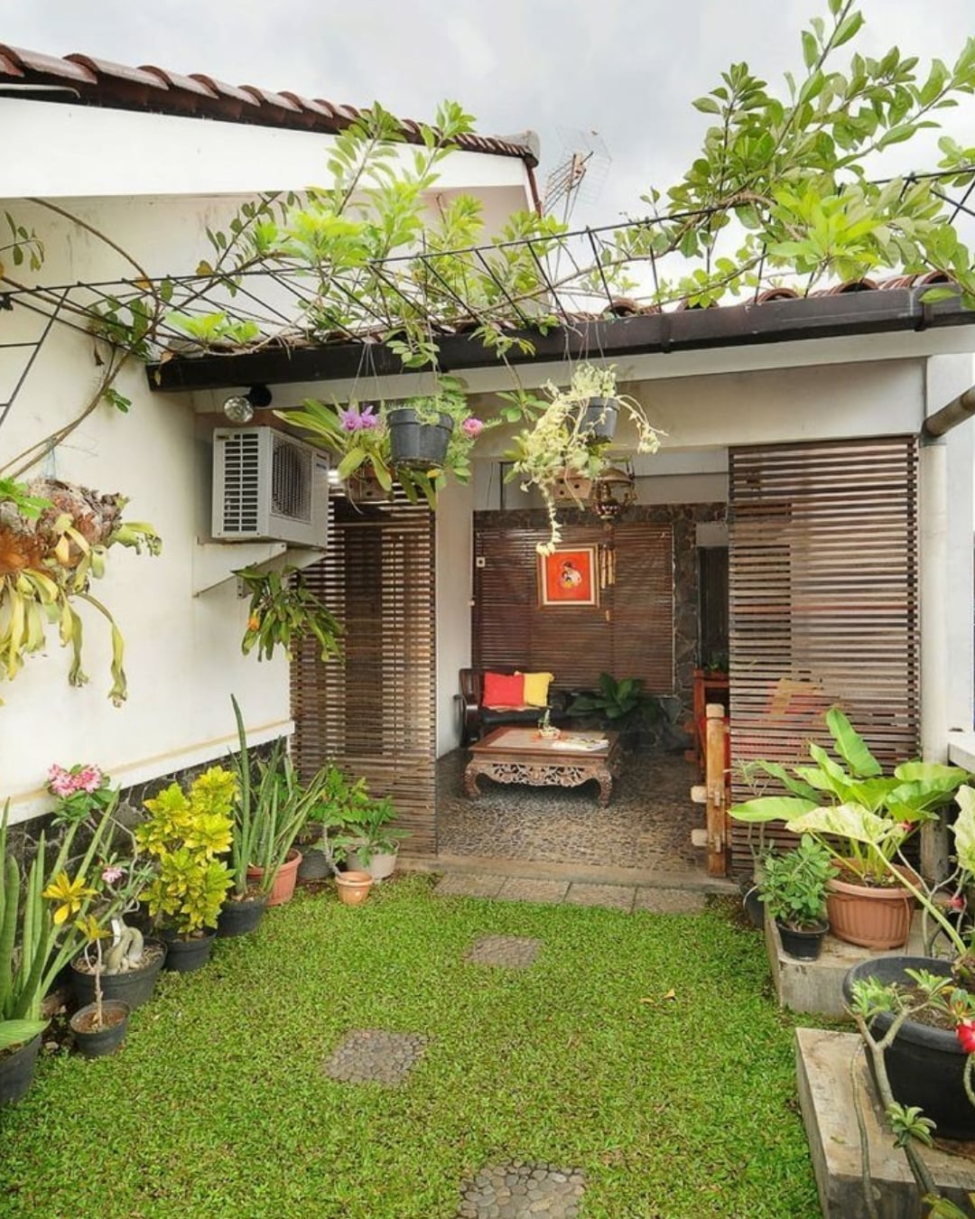 Teras Rumah Cantik dan Mewah