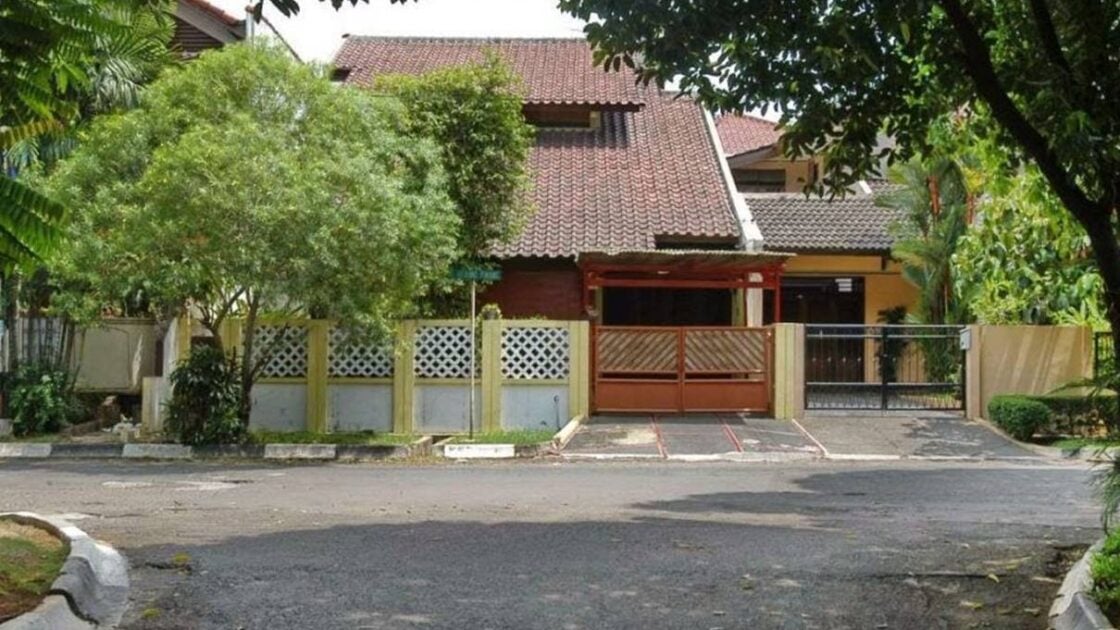 8 Cara Menyiasati Rumah Tusuk Sate dari Energi Negatif