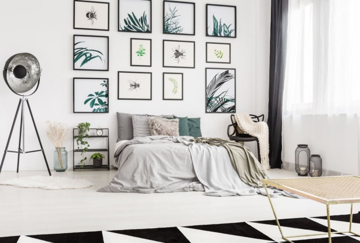 dekorasi pigura di kamar