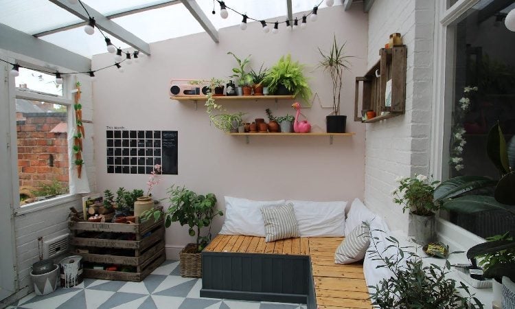 5 Ide Sulap Teras Jadi Ruang Tamu, dari Murah hingga Mewah!