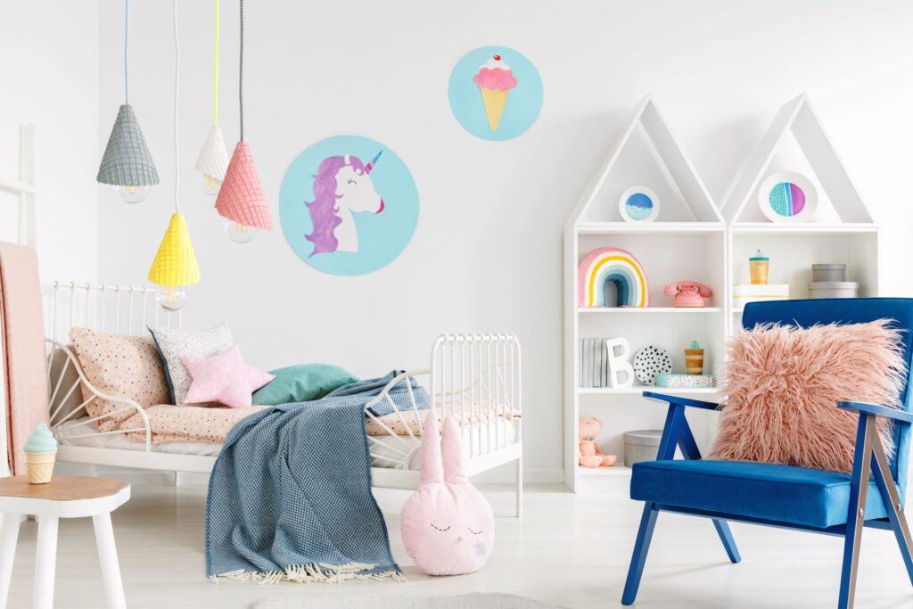 Desain Kamar Unicorn Modern