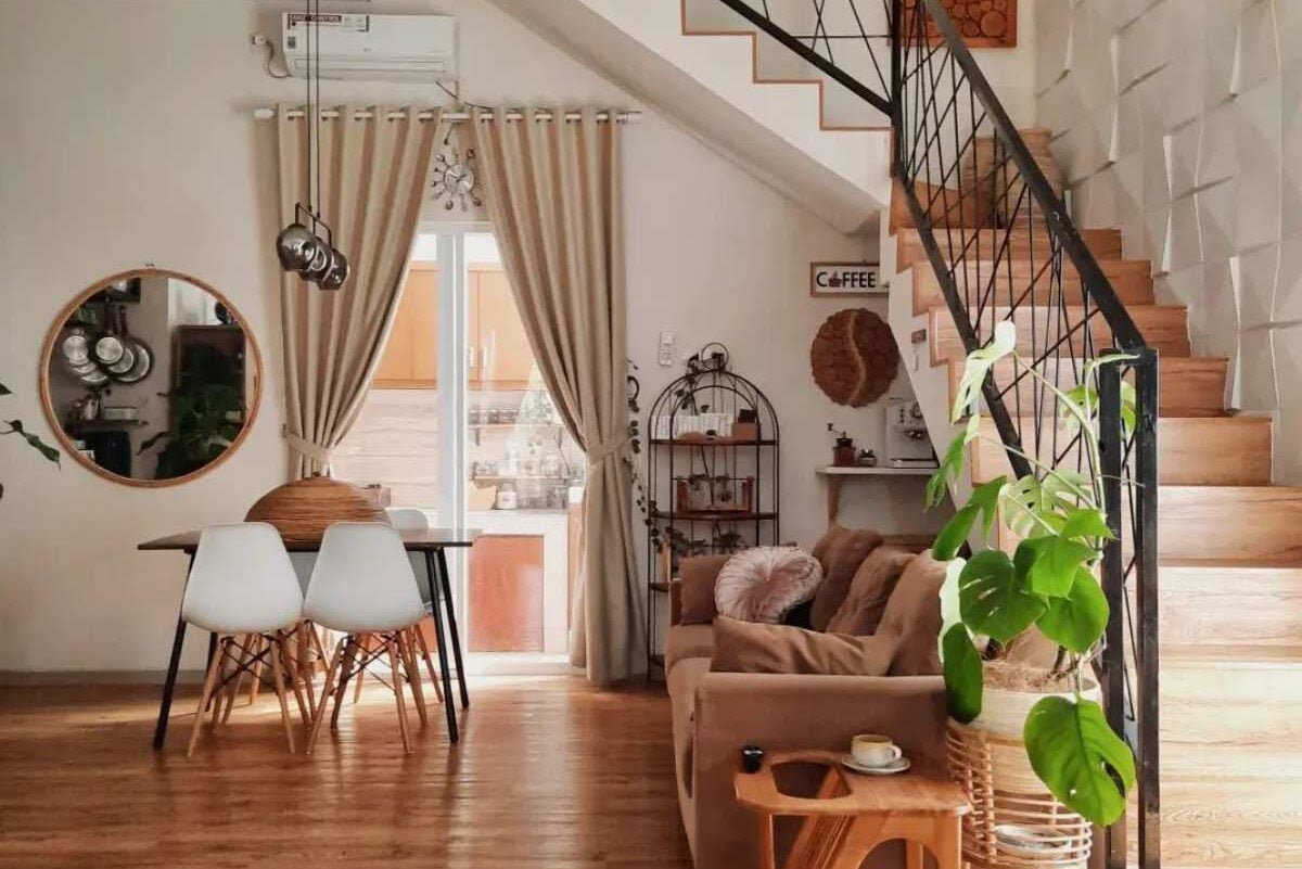 cat rumah nuansa kayu