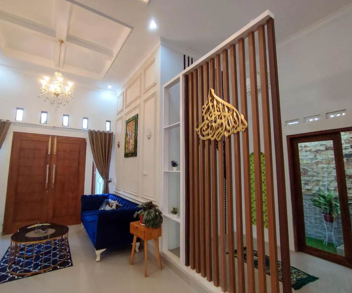 sekat mushola di rumah