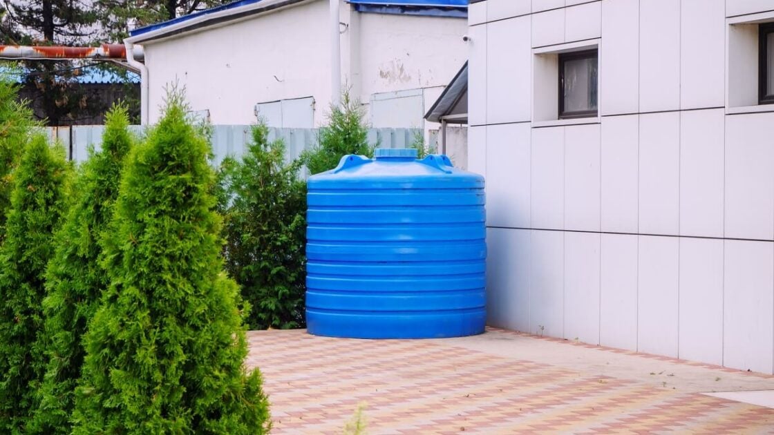 8 Inspirasi Desain Tempat Toren Air, Sederhana tapi Bagus!