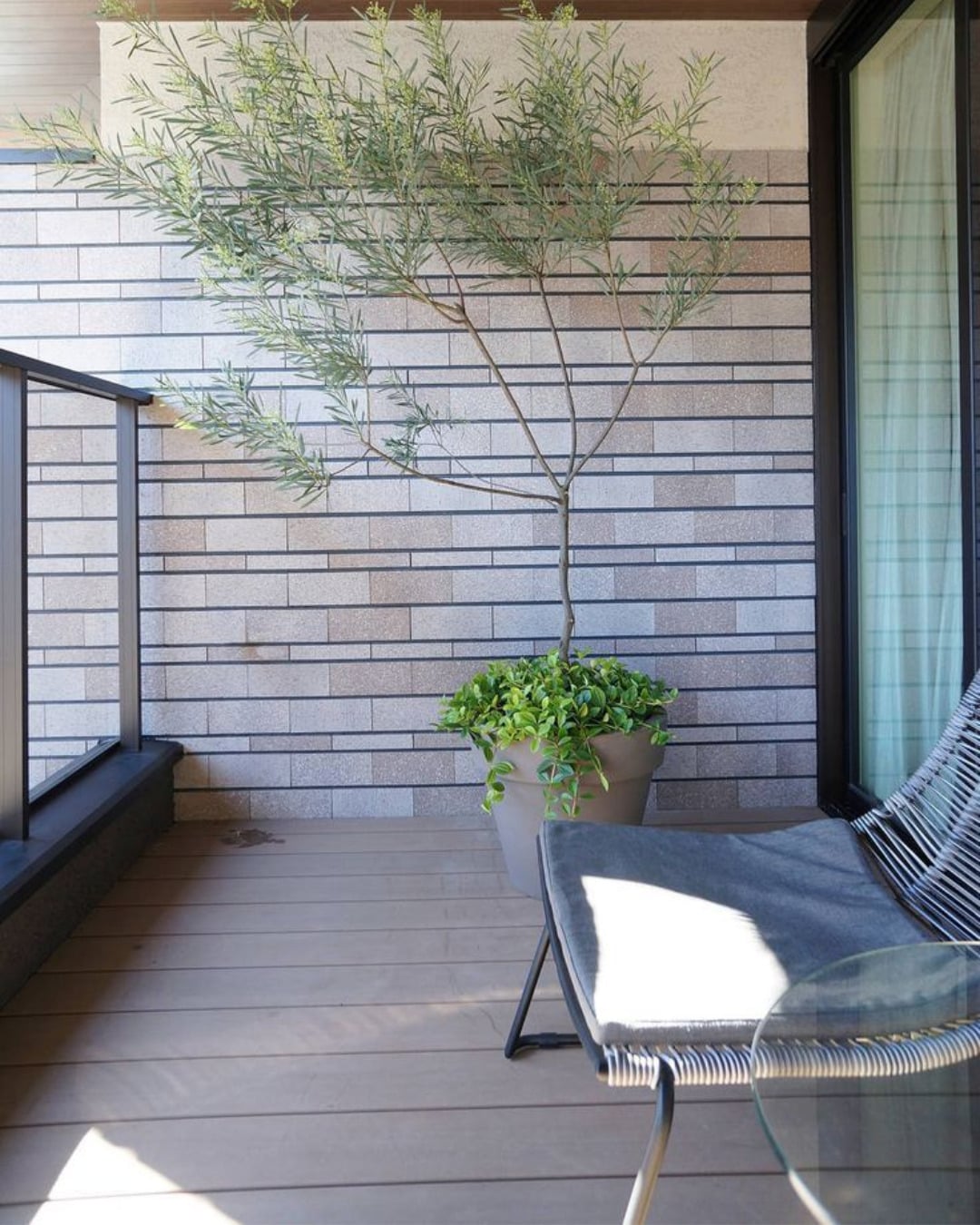 balkon rumah minimalis