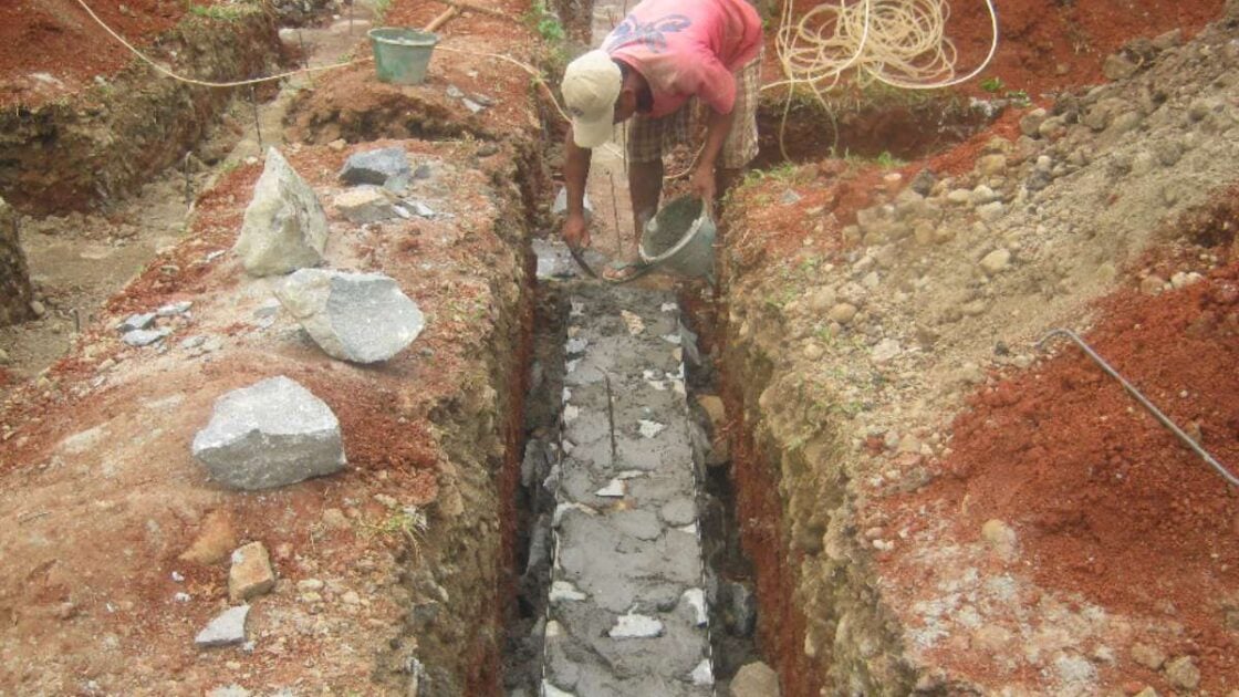 Kelebihan, Kekurangan, dan Jenis-Jenis Pondasi Rumah Batu Kali