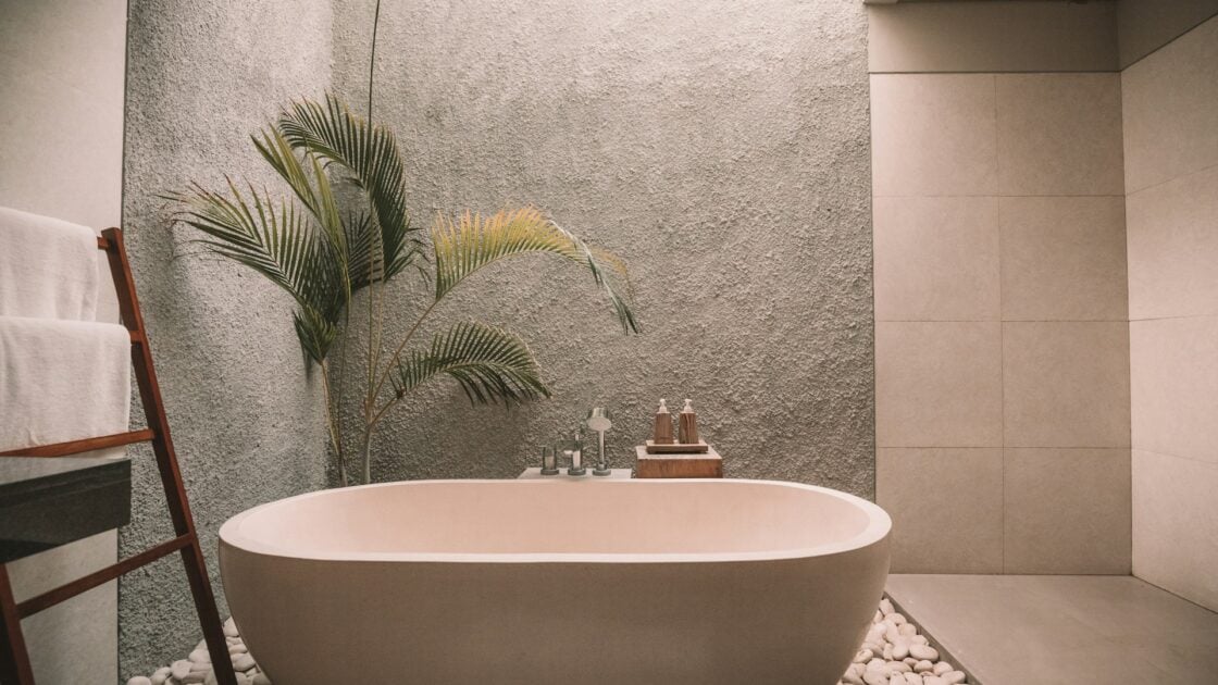 Cara Menentukan Ukuran Bathtub untuk Kamar Mandi