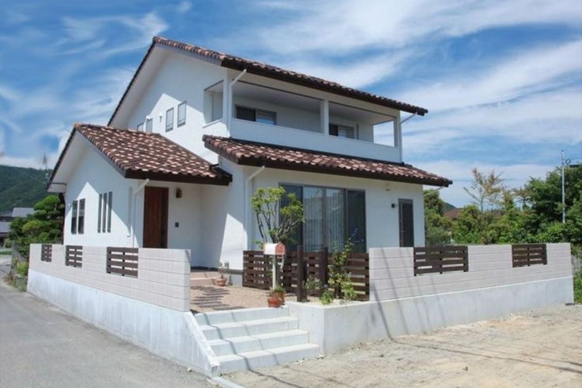 denah rumah 2 teras depan dan samping