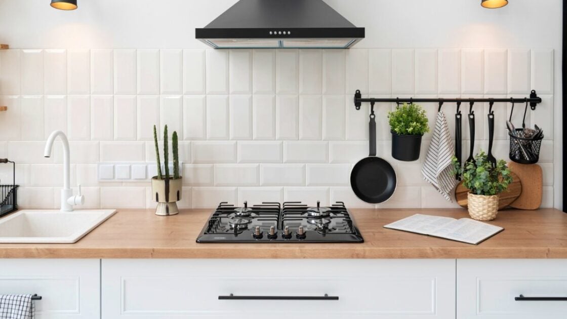 Cara Pasang Kompor Tanam di Meja Dapur yang Benar agar Tidak Pecah Cara Pasang Kompor Tanam di Meja Dapur yang Benar agar Tidak Pecah