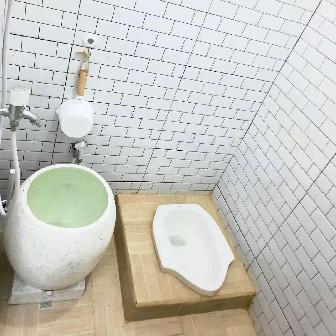 desain wc jongkok sederhana
