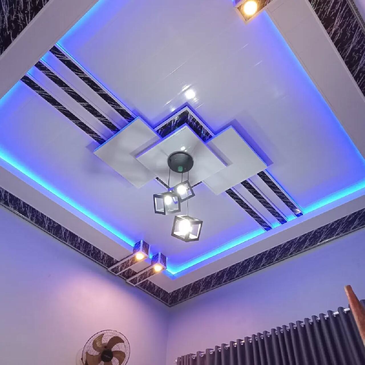 Desain Plafon Ruang Tamu PVC