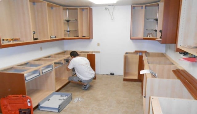 simulasi pembuatan kitchen set