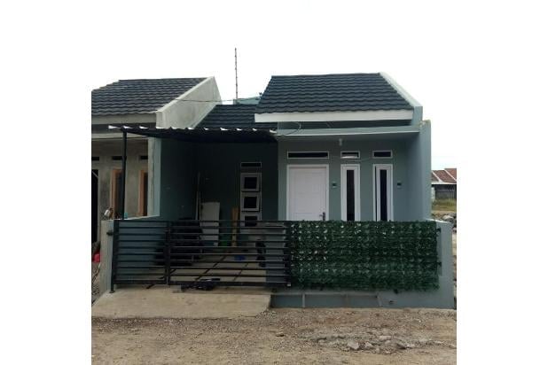 rumah dengan taman kecil